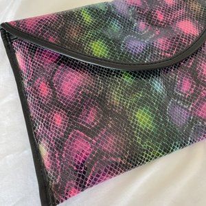 NWOT Leather clutch/shoulder bag